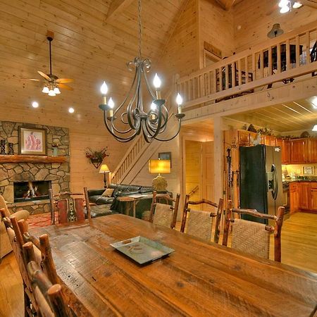 Aska Adventure Lodge Blue Ridge Extérieur photo