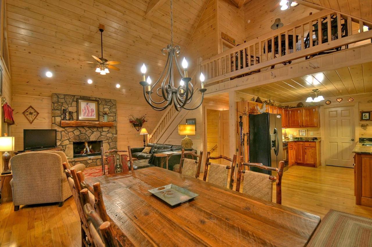 Aska Adventure Lodge Blue Ridge Extérieur photo