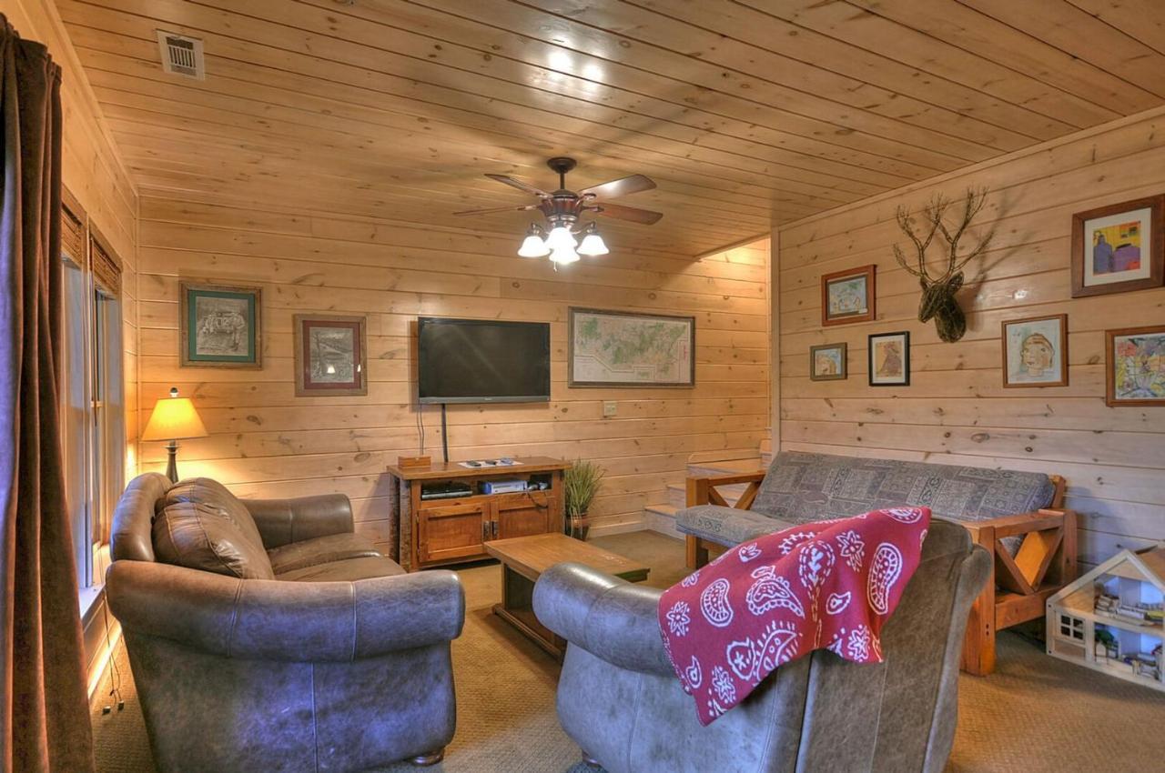 Aska Adventure Lodge Blue Ridge Extérieur photo